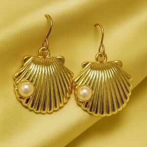 Gold Shell Drop Earrings 1” – Pearl Accent Dangle Statement Jewelry for Women